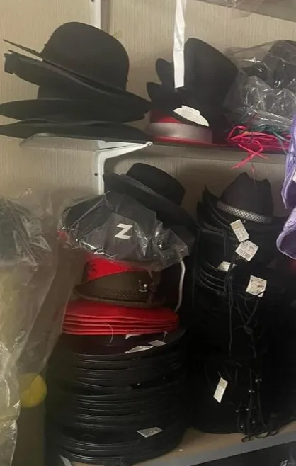 Disfraz sombreros 065