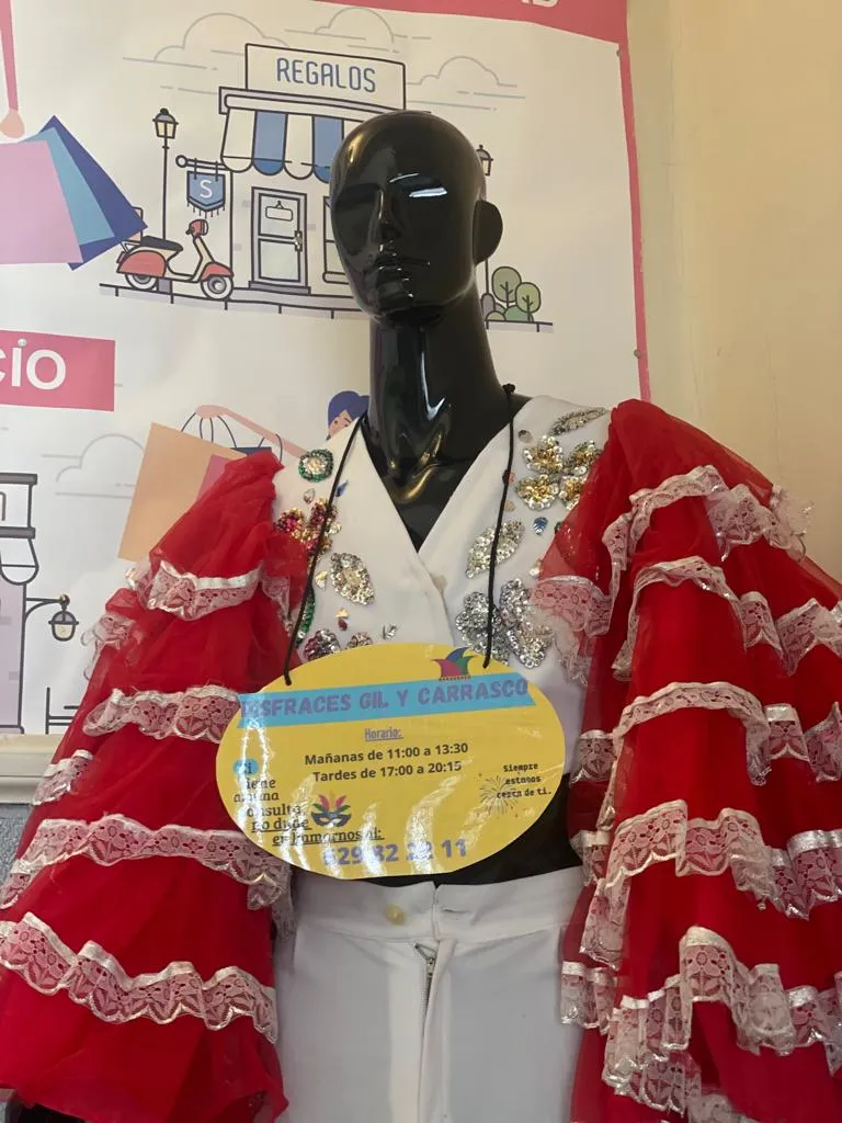 Disfraz temática 111
